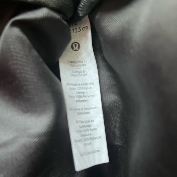 lululemon athletica Black Crossbody Bag - Picture 14 of 14